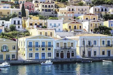 Ακτοπλοϊκή σύνδεση Πειραιάς - Σύμη