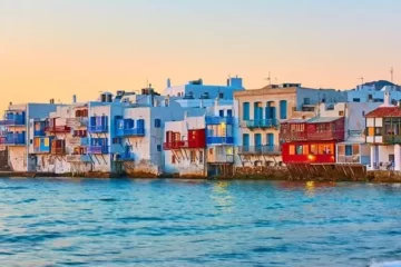 Ακτοπλοϊκά δρομολόγια Πειραιά - Μύκονο.